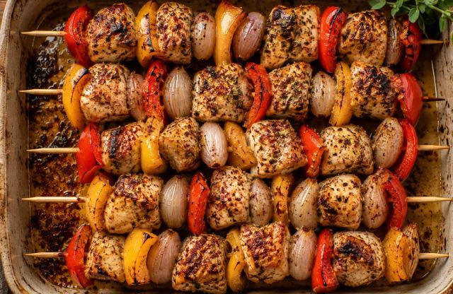 Mediterranean Baked Chicken Kabobs