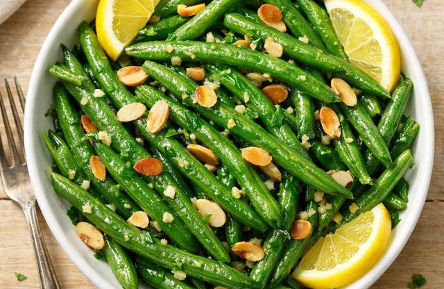 Sauteed Green Beans with Garlic