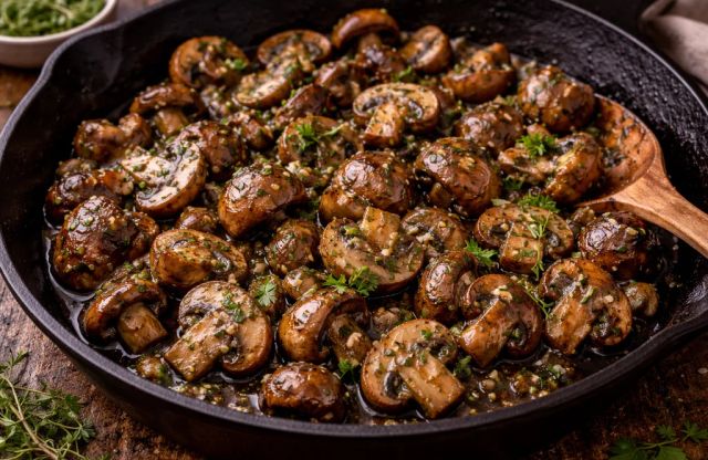 Garlic Butter Sauteed Mushrooms